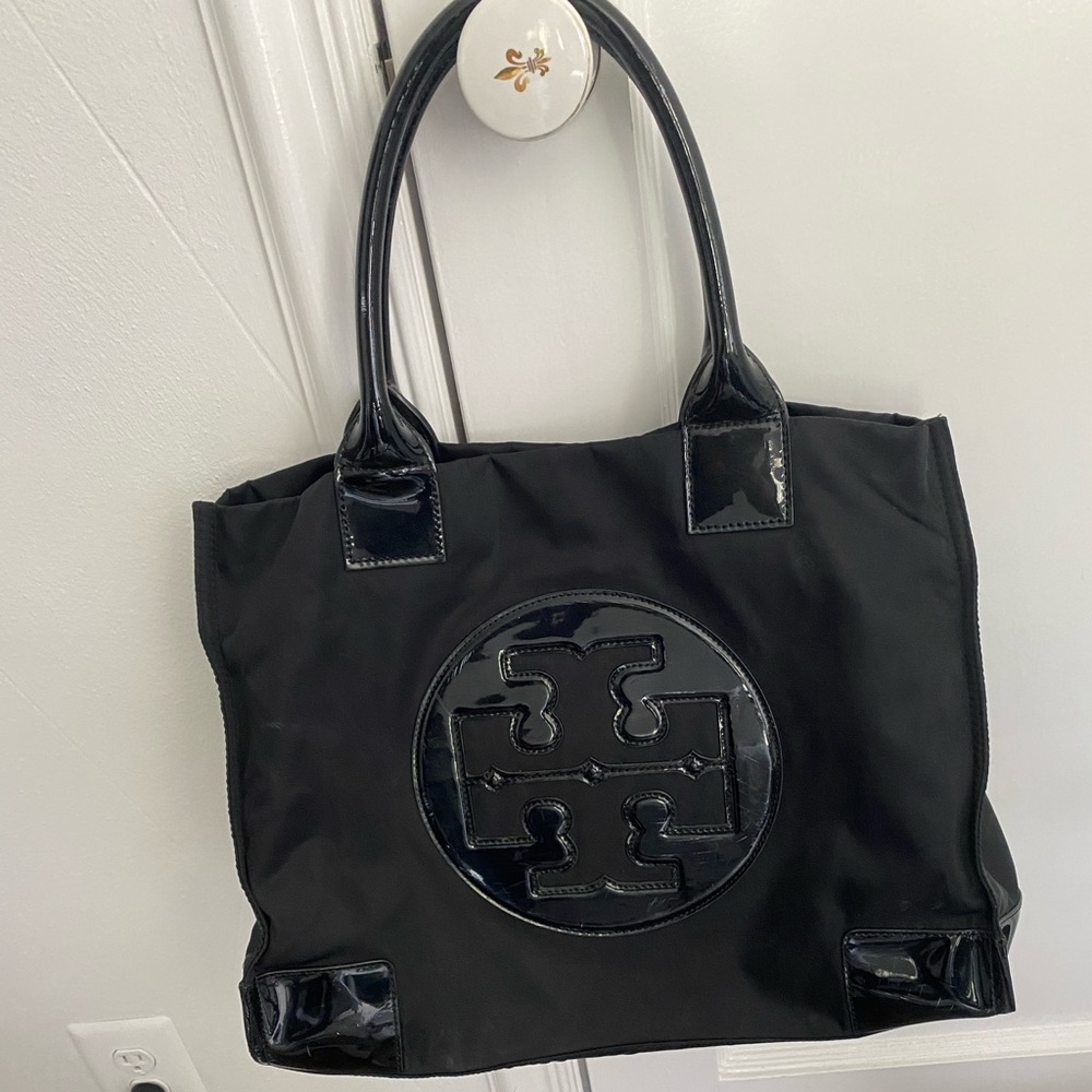 Tory Burch expandable beach bag